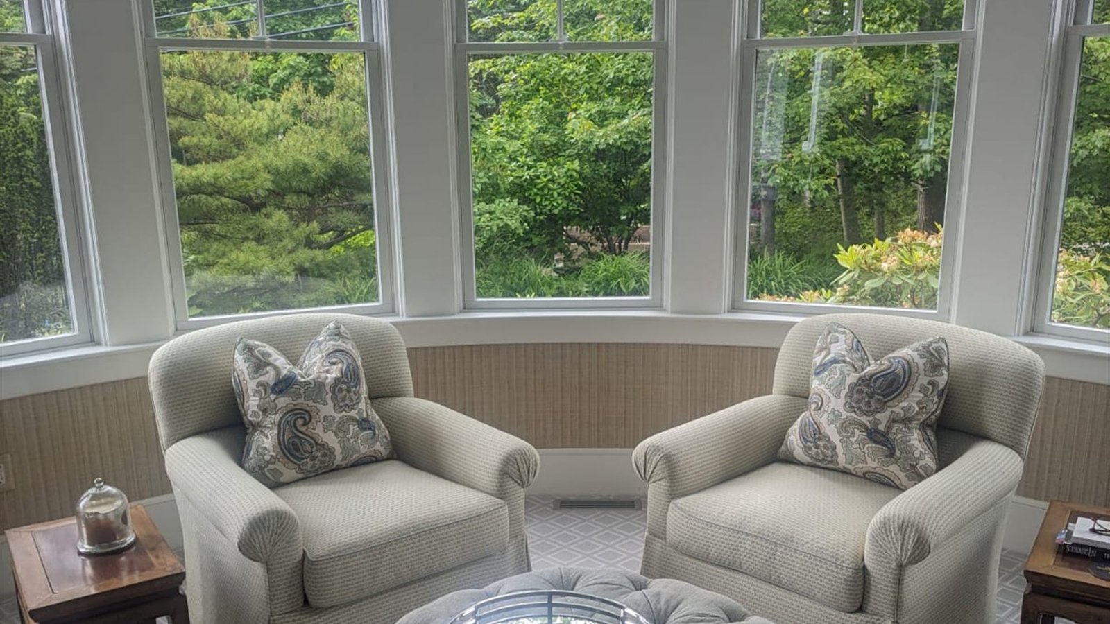 Sitting room kept spotless between visits